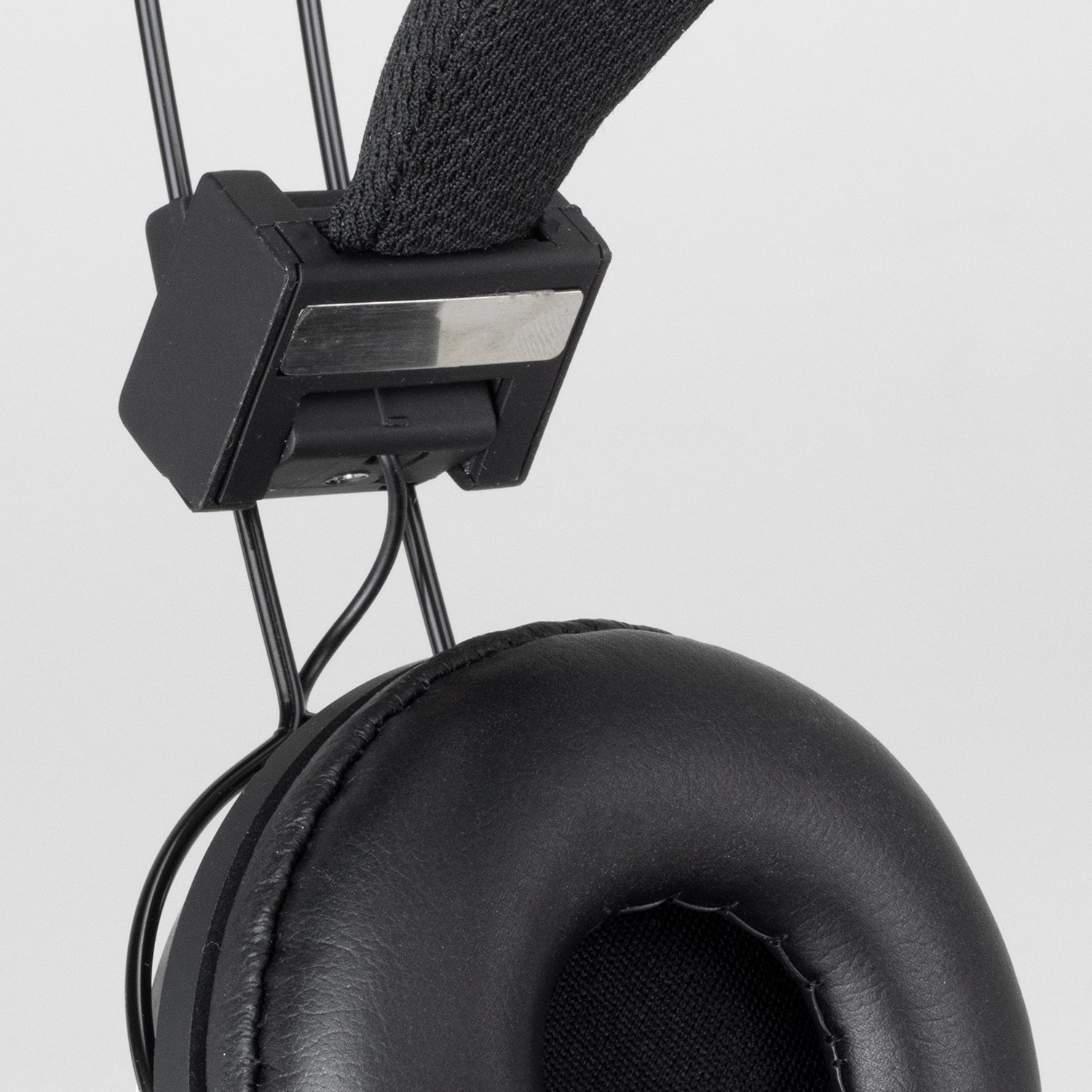 Opus Bluetooth Headphones (5)