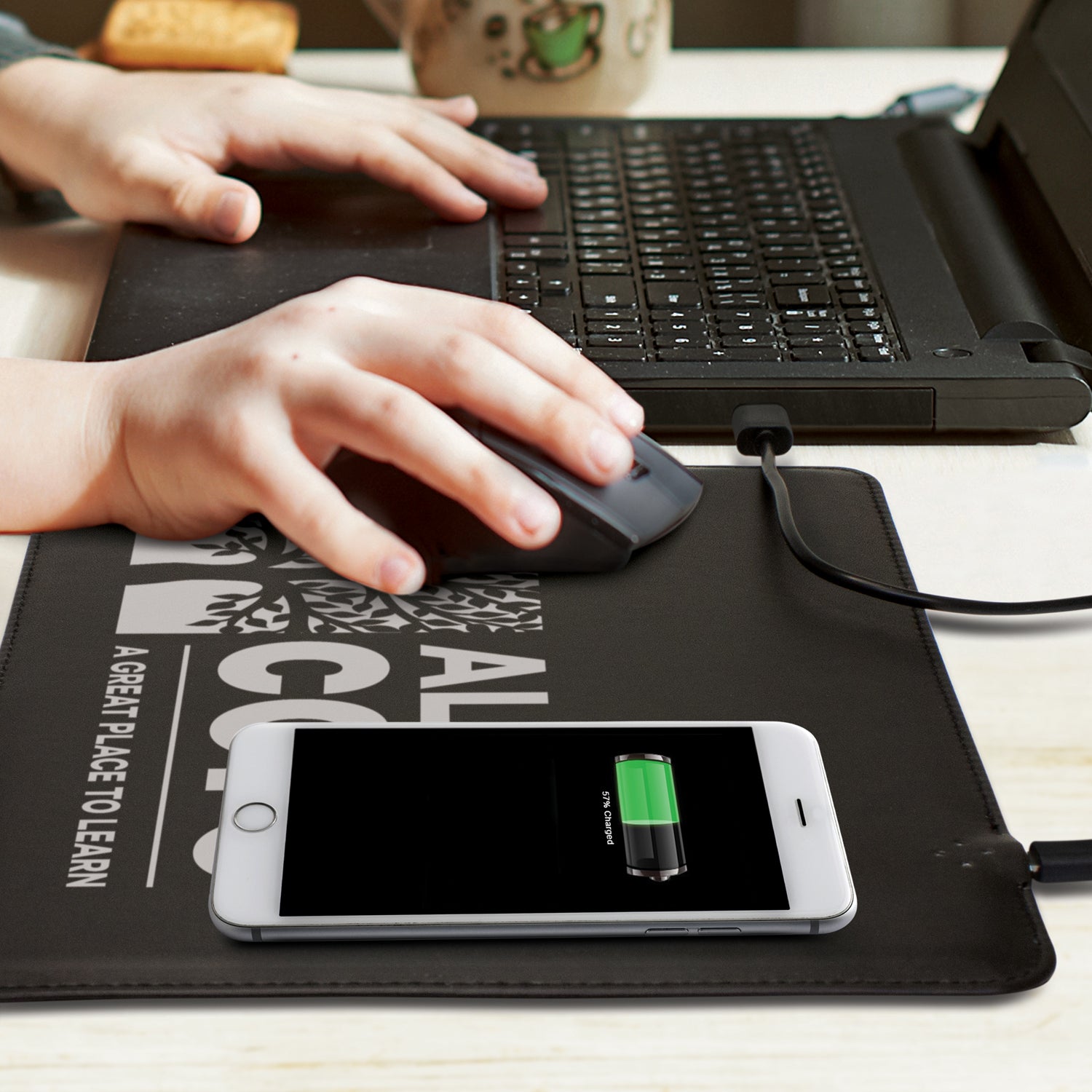 Davros Wireless Charging Mouse Mat (3)