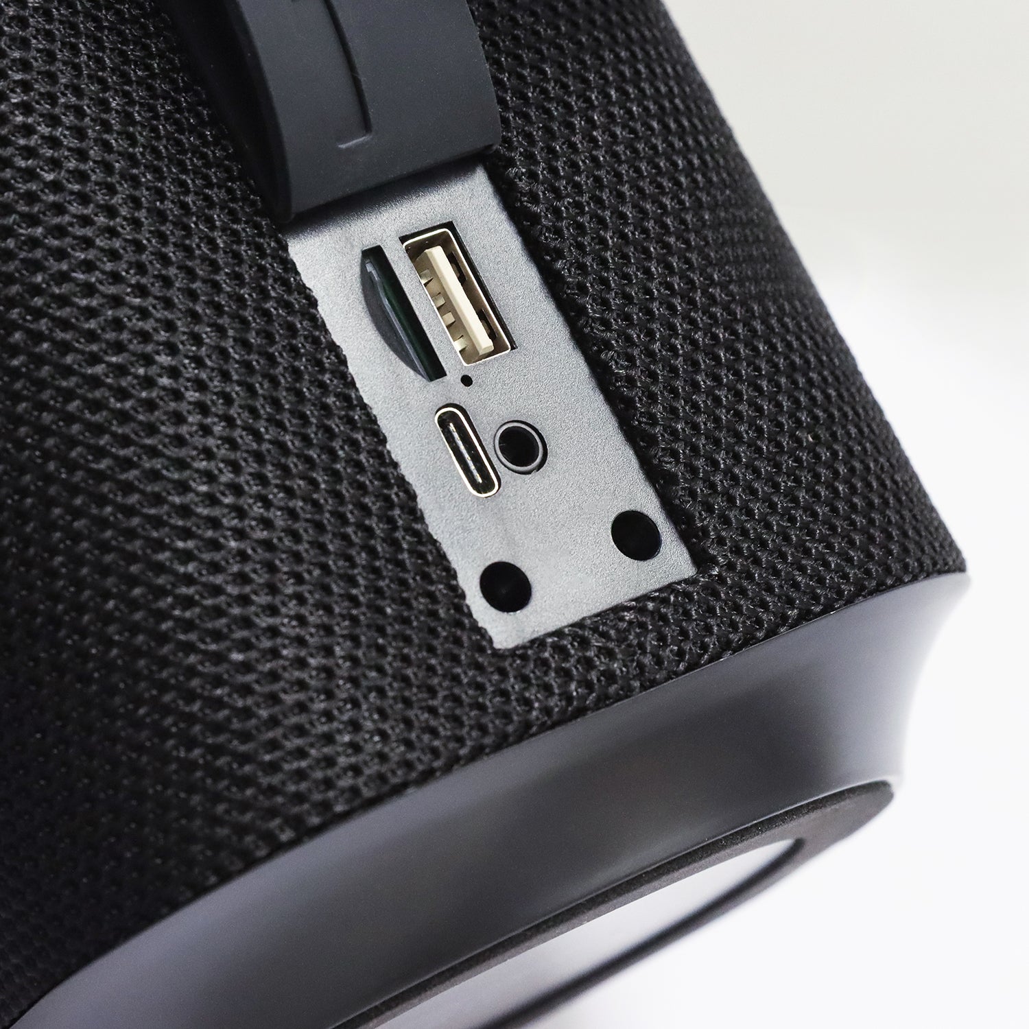 Lumos Bluetooth Speaker (5)