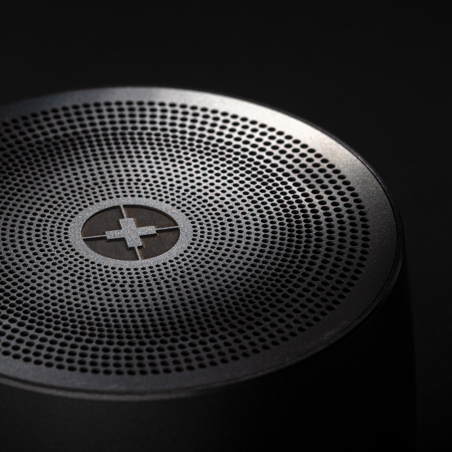 Swiss Peak Bass Speaker (8)