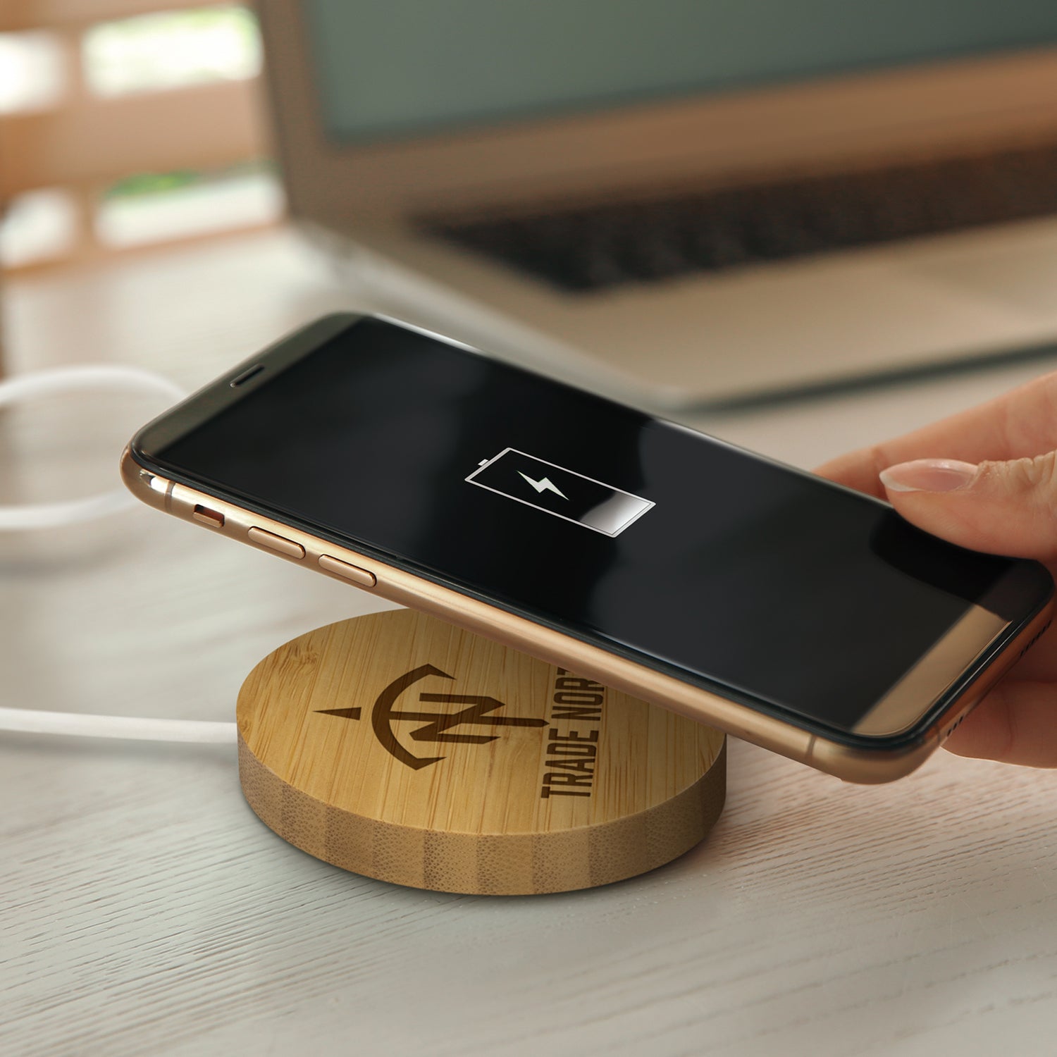Magnetic Wireless Fast Charger (4)