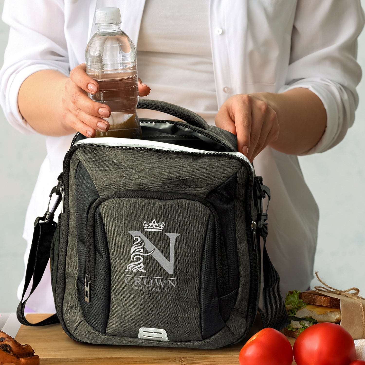 Selwyn Cooler Bag (5)