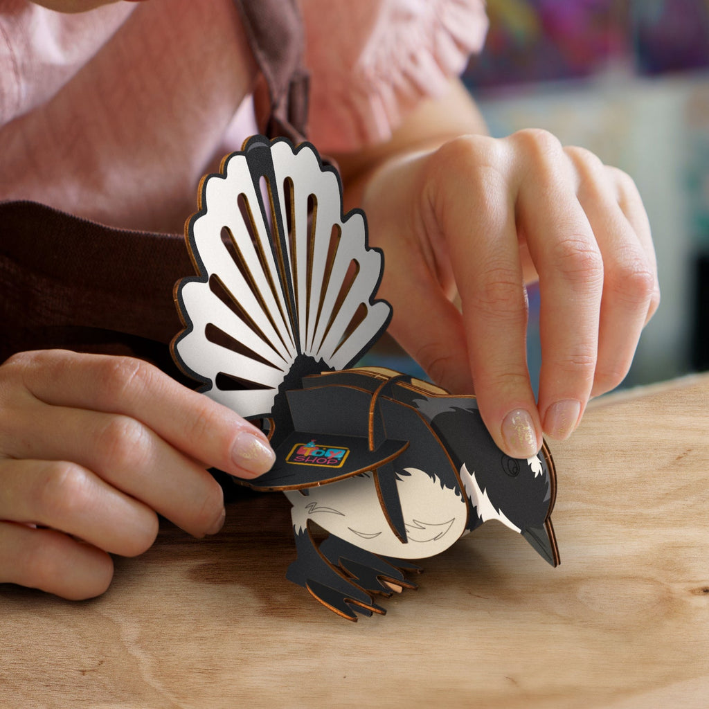 BRANDCRAFT Fantail Wooden Model (7)