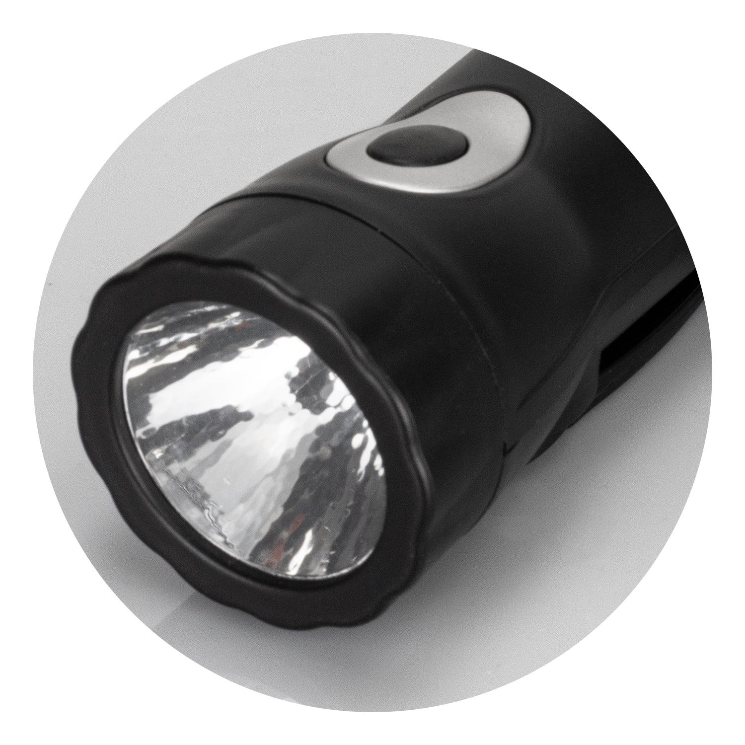 Dynamo Rechargeable Torch (4)