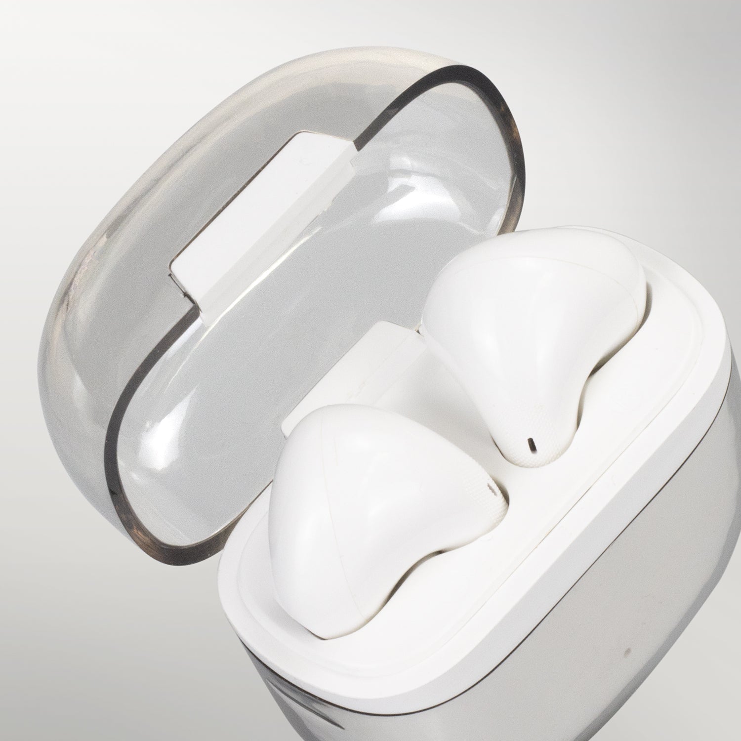 Rhythm Bluetooth Earbuds (4)