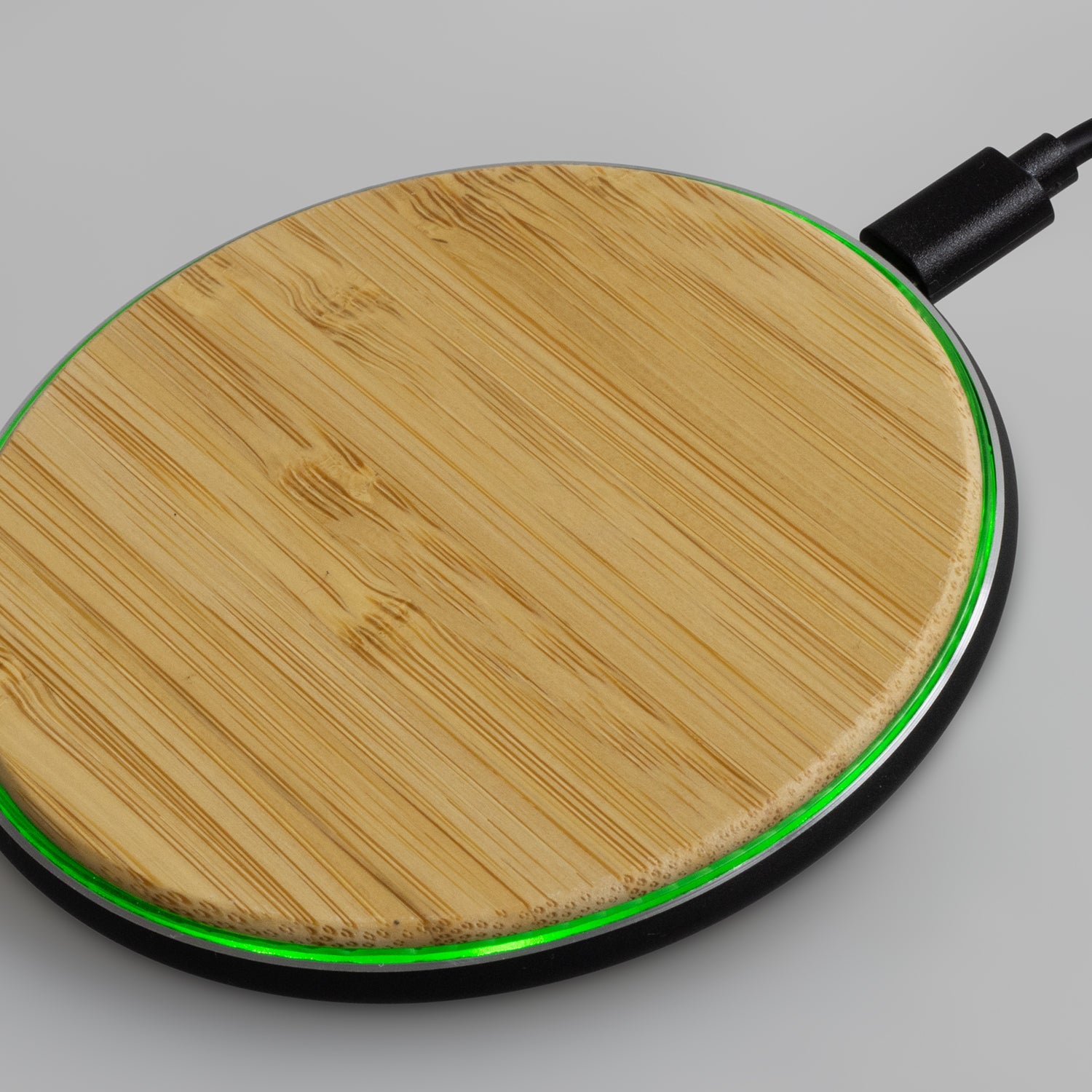 Bamboo 15W Wireless Fast Charger (3)