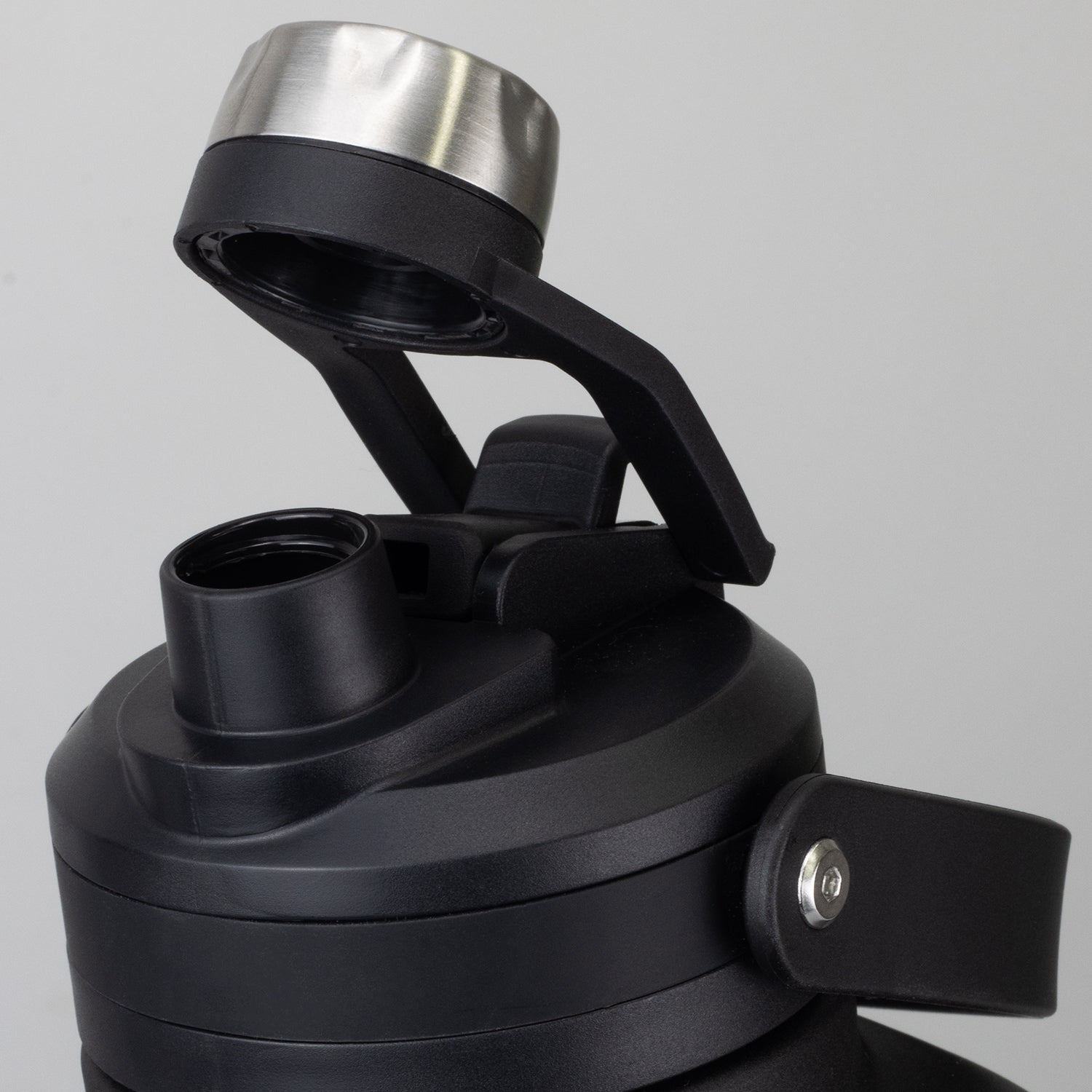 Grizzly Vacuum Bottle - 2L (3)