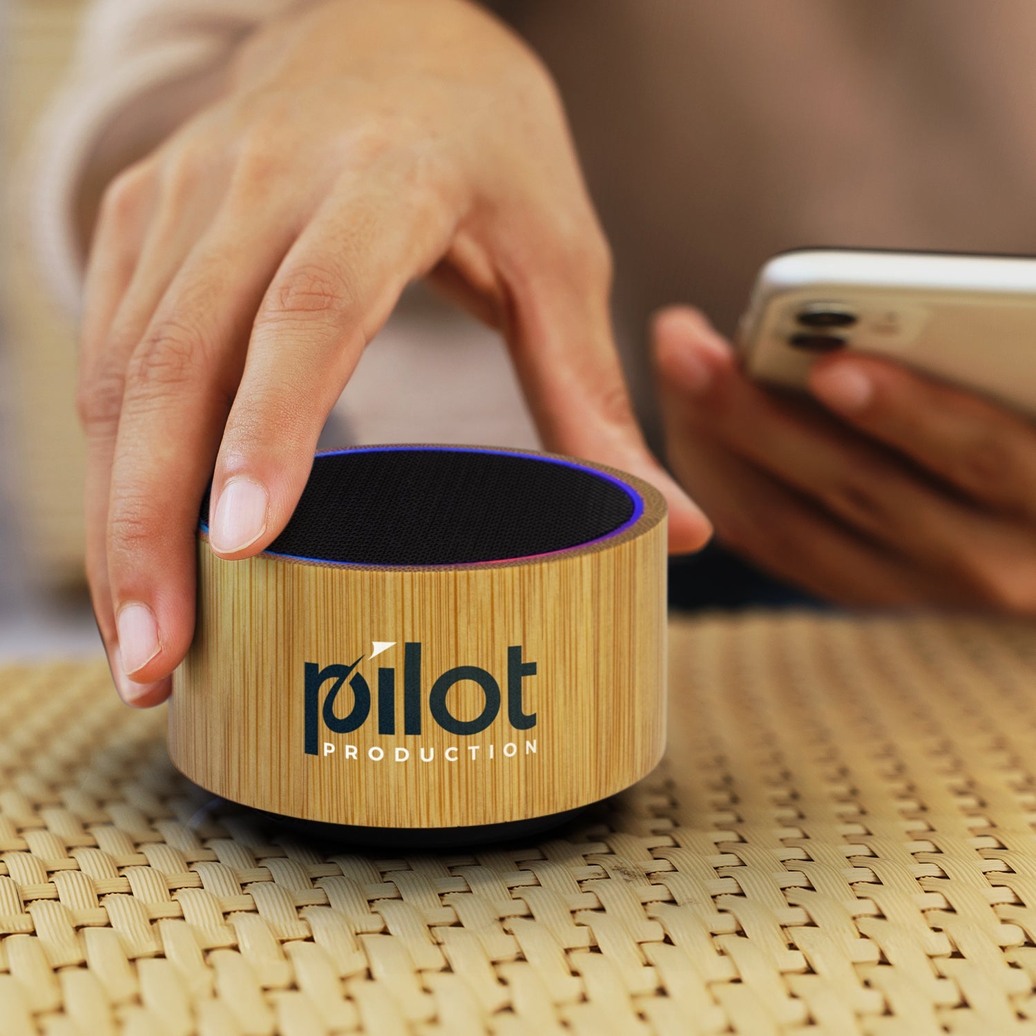 Bamboo Bluetooth Speaker (8)
