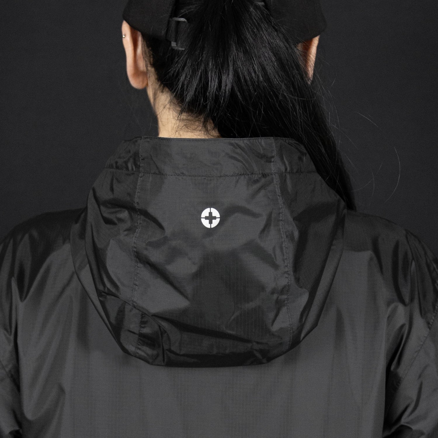 Swiss Peak Urban Windbreaker (6)