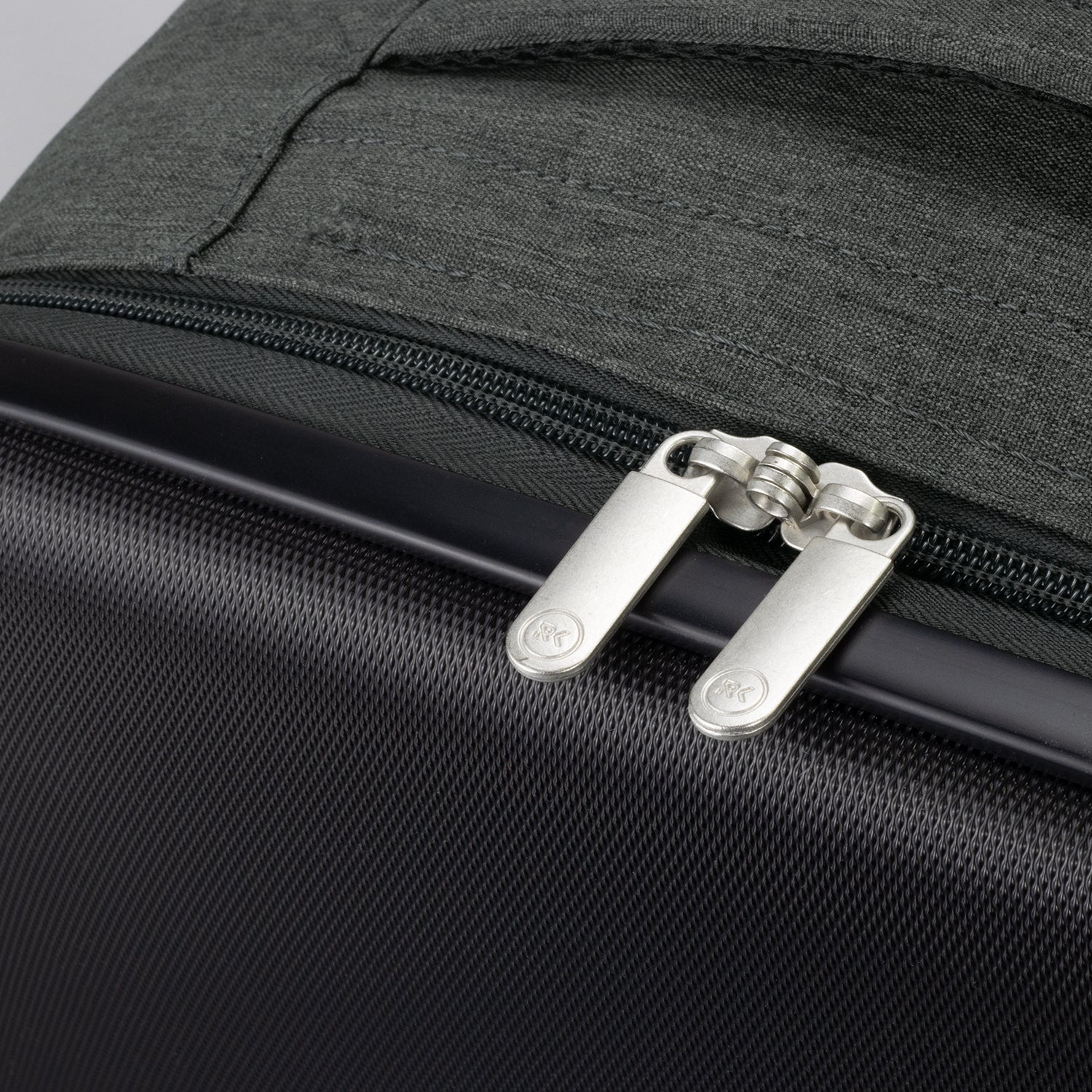 Rollink Flex Earth Suitcase - Medium (10)
