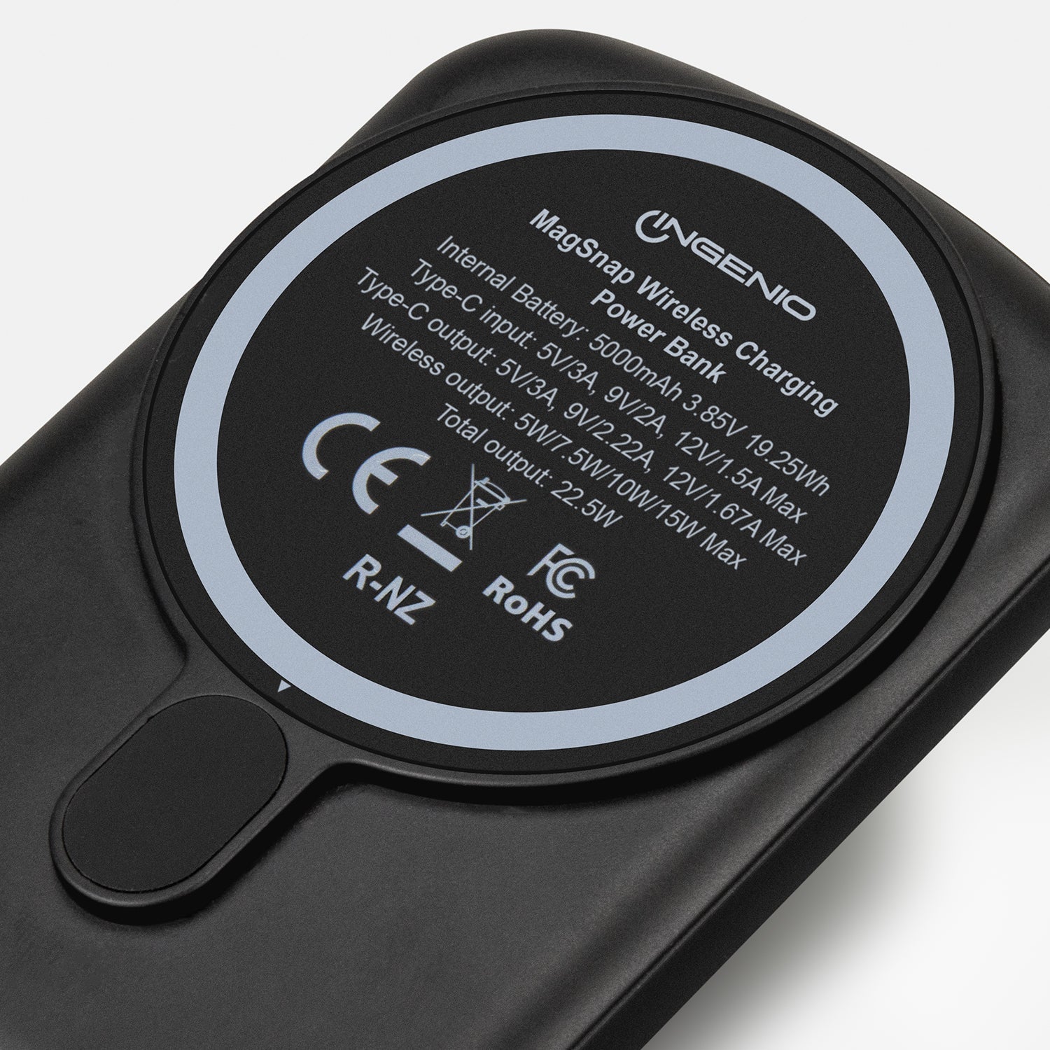 INGENIO MagSnap Wireless Charging Power Bank (5)