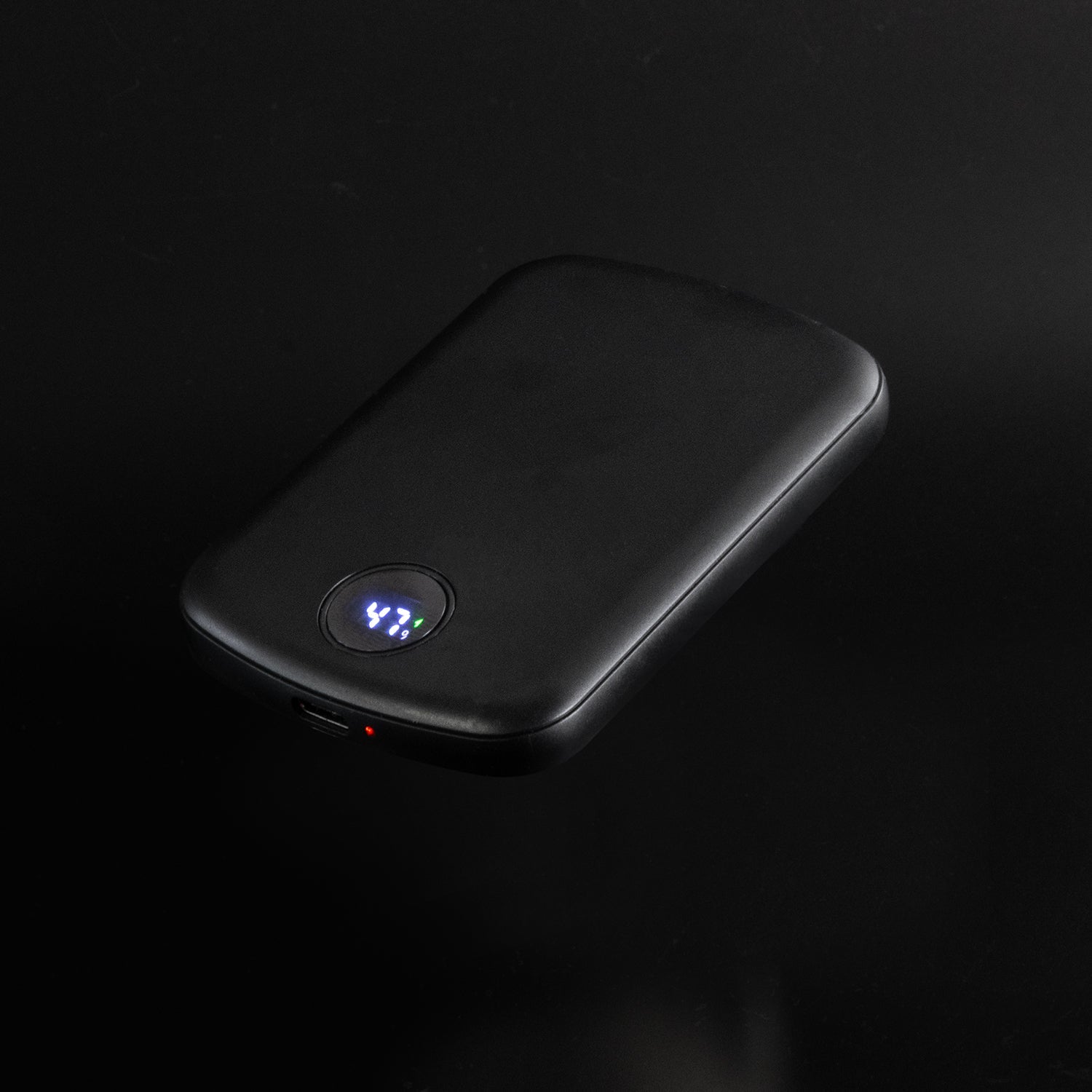 INGENIO MagSnap Wireless Charging Power Bank (9)