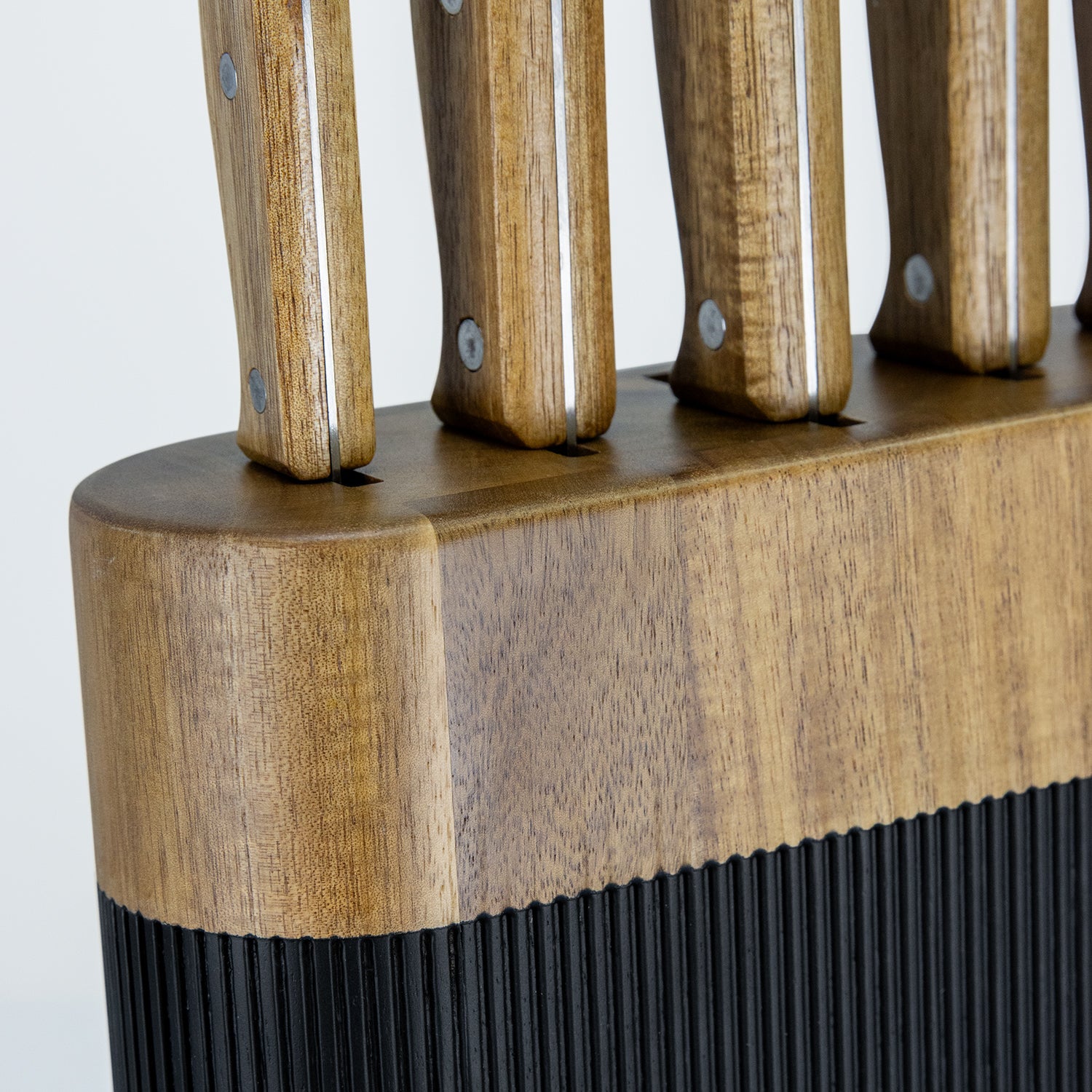 Keepsake Noir Knife Block (4)