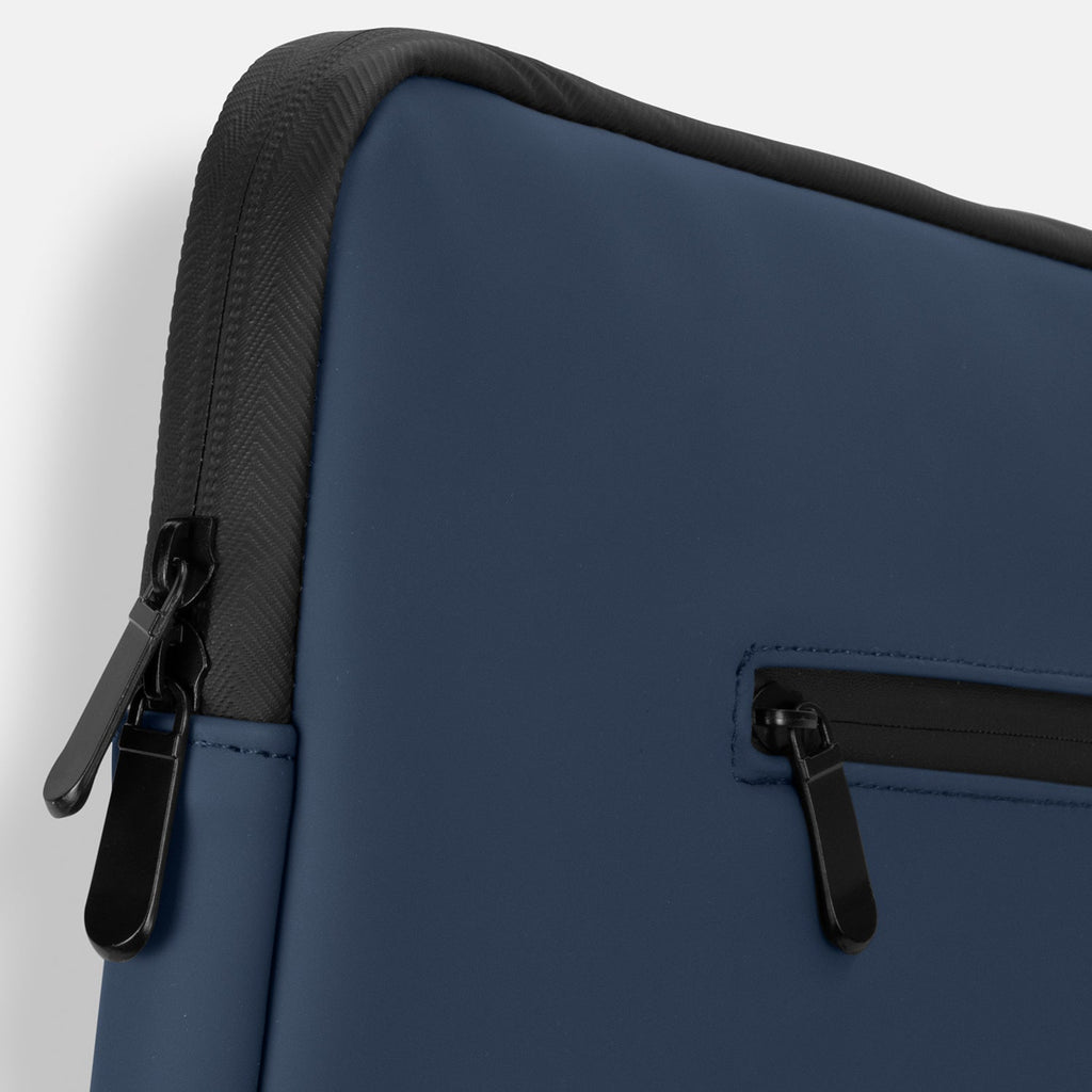 ARCHER Soft-Touch Laptop Sleeve (8)