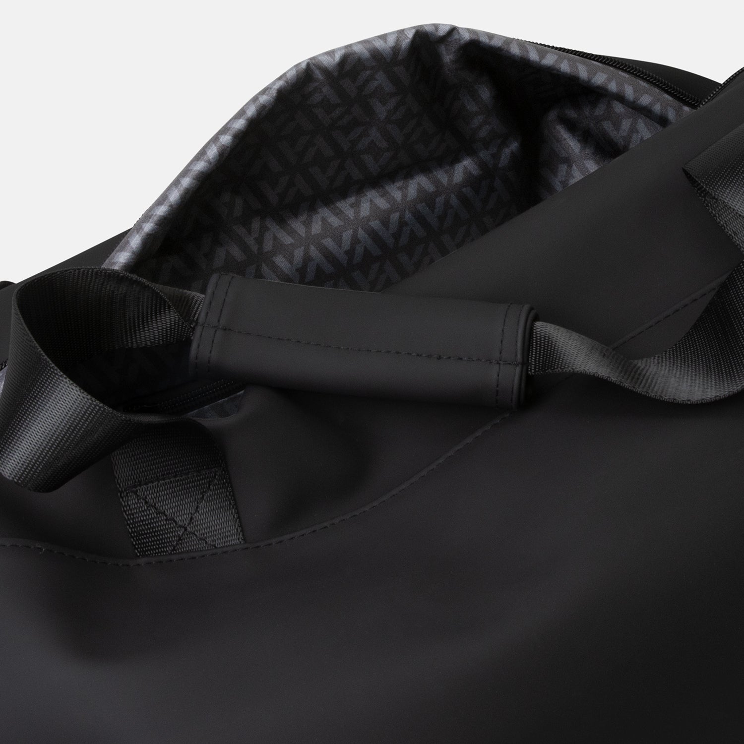 ARCHER Soft-Touch Duffle Bag (8)