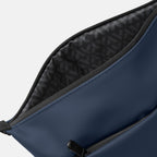 ARCHER Soft-Touch Toiletry Bag (7)