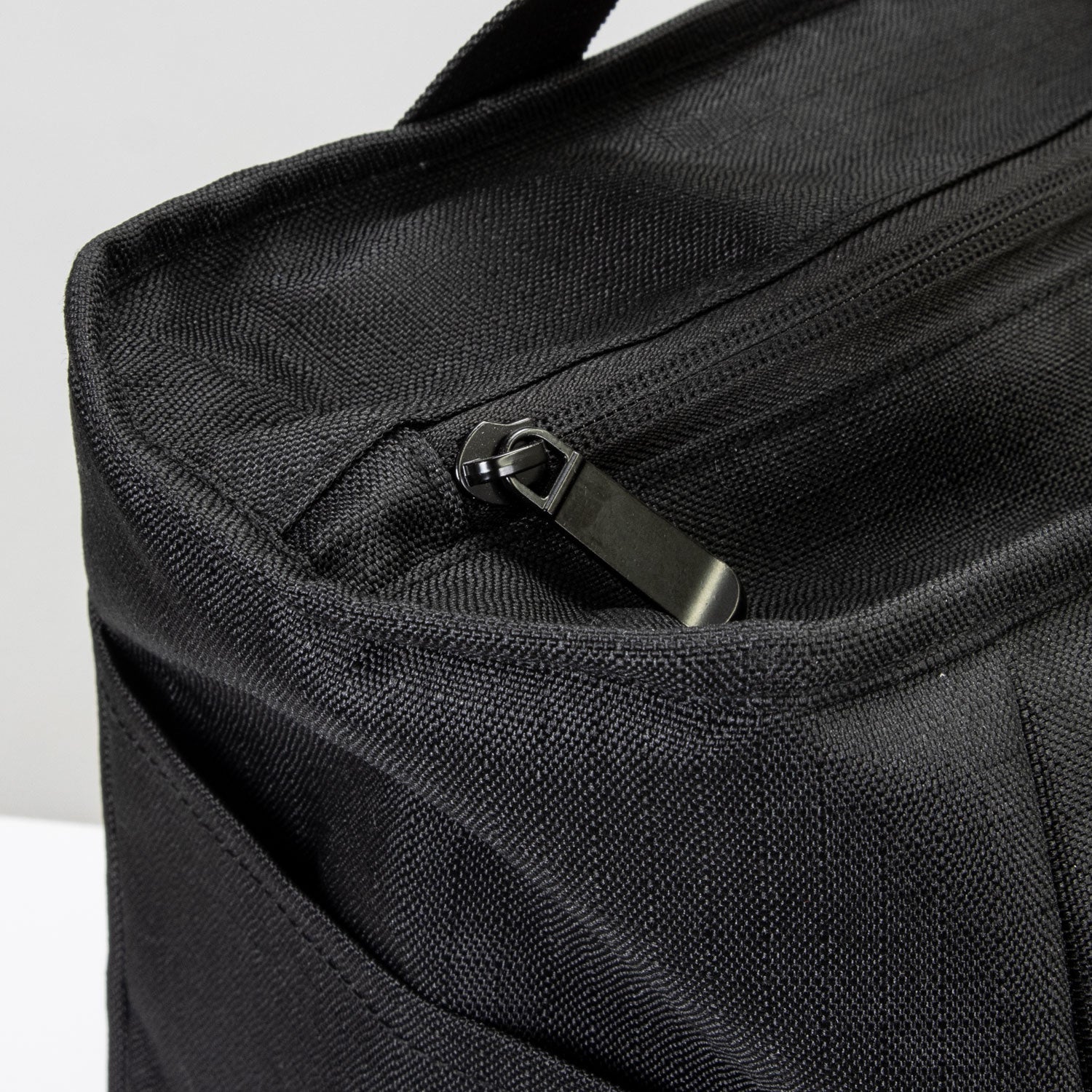 Oceana Recycled Cooler Bag (8)