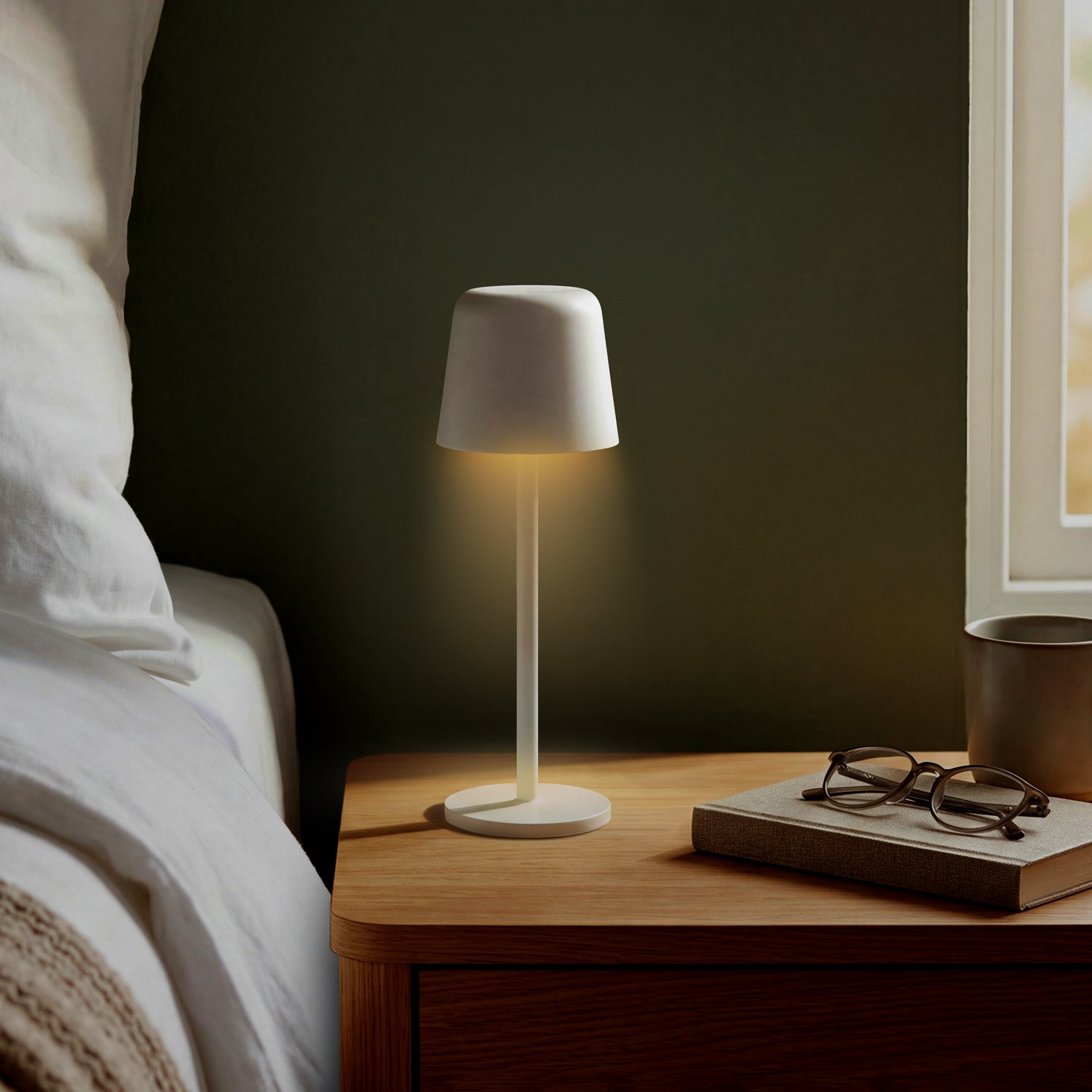 Ember Rechargeable Table Lamp (10)