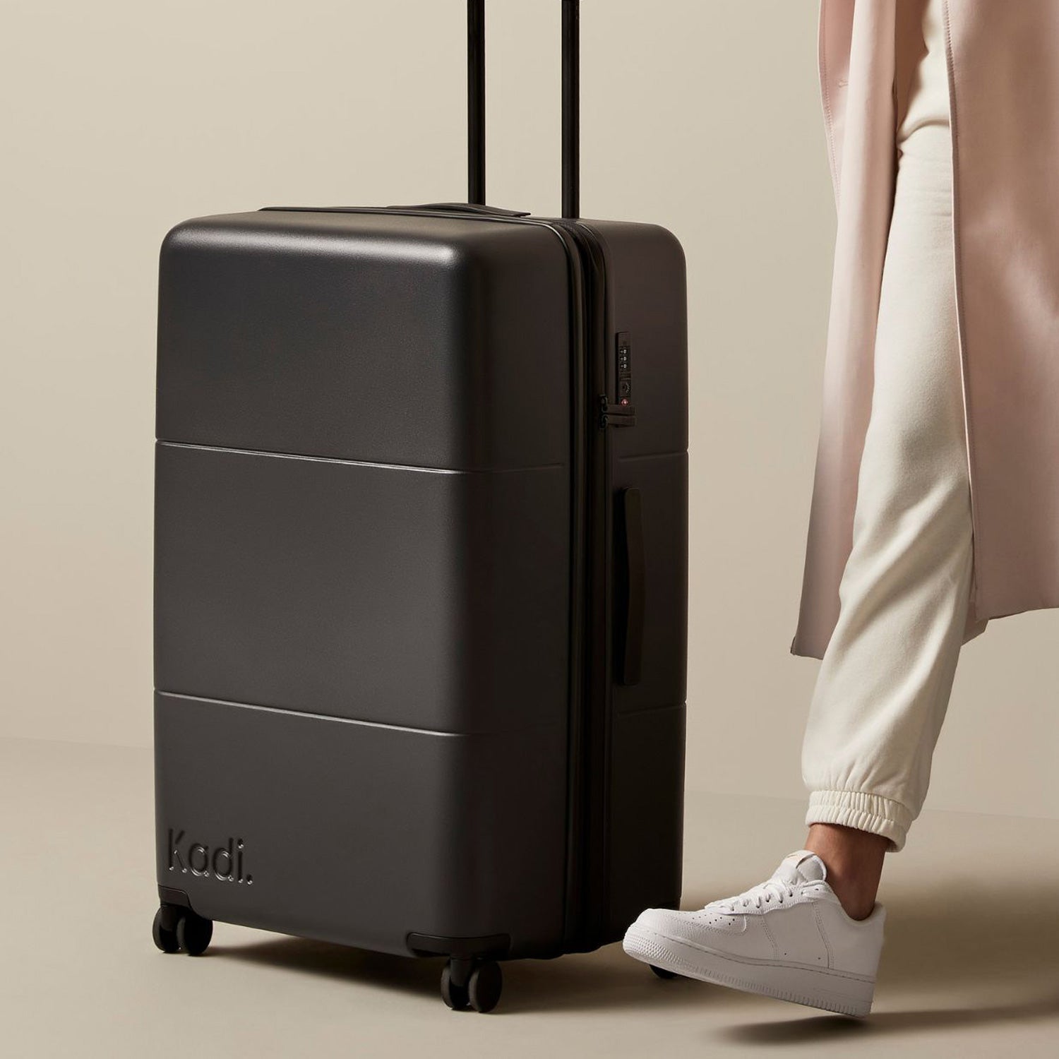 Kadi Check-In Suitcase - Large (2)
