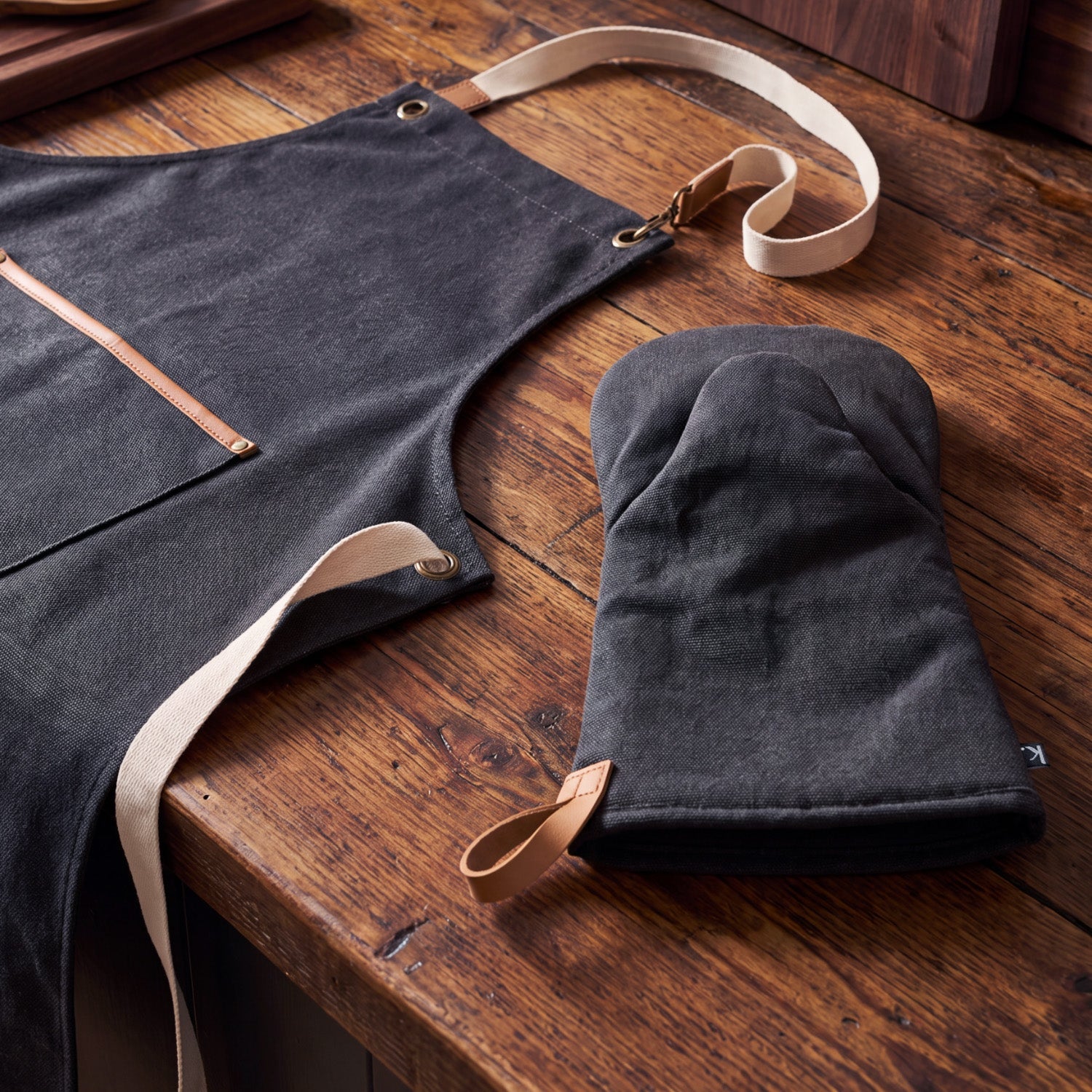 Keepsake Canvas Apron & Oven Mit Set (9)