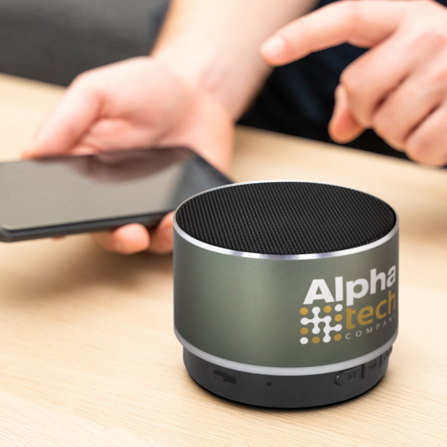 Oracle Bluetooth Speaker (4)