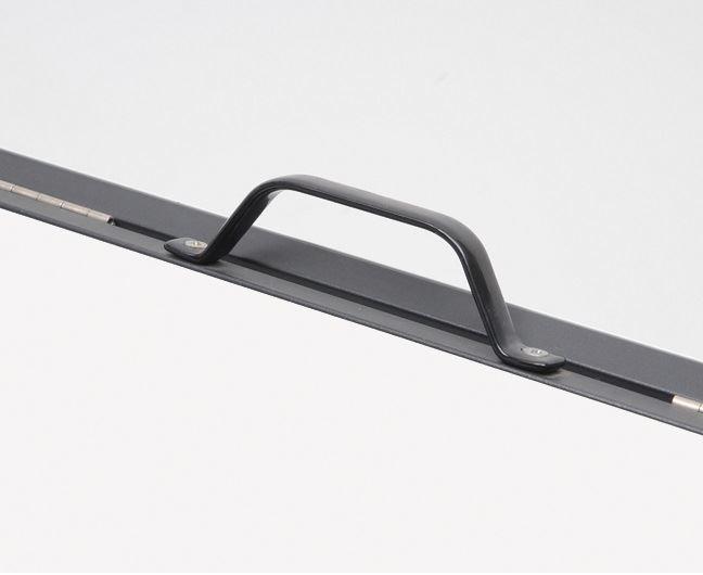 Top handle fitted to the A-frame for easy carrying